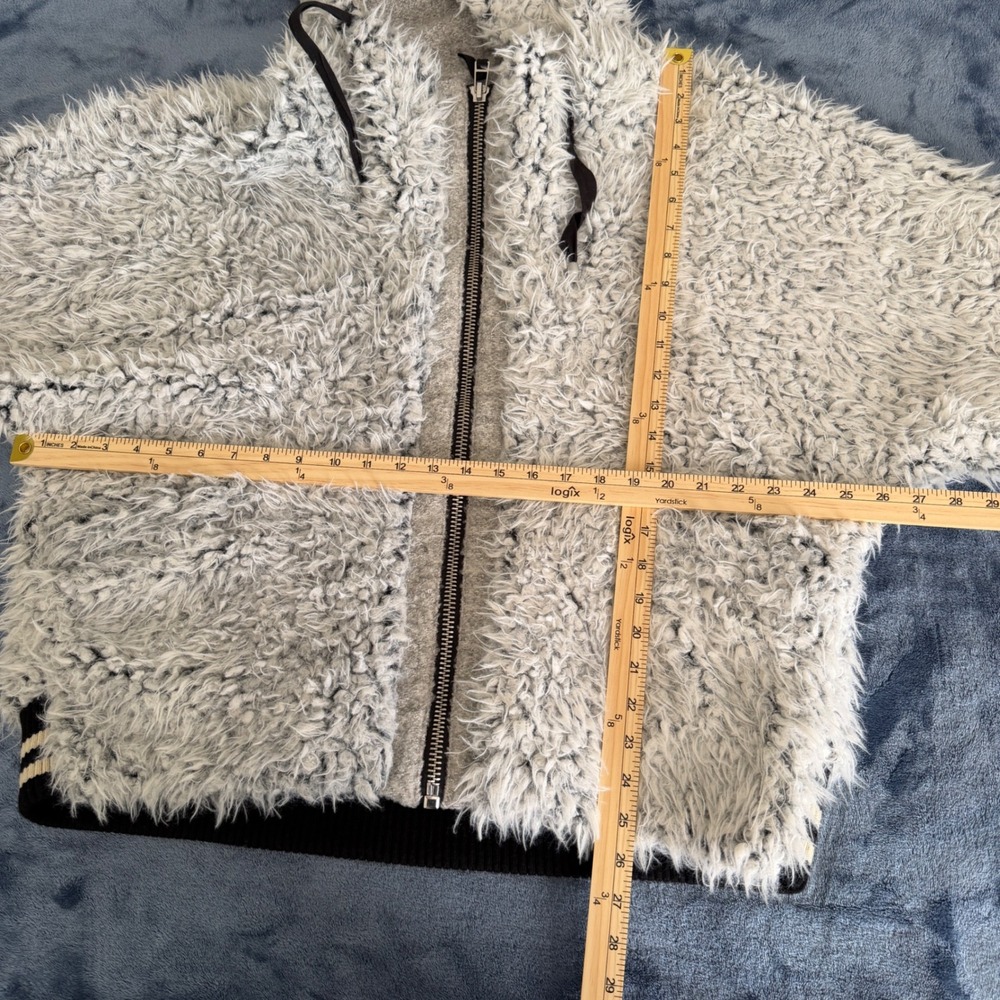 Free People Zip Hoodie Women's XS/S Gray Shaggy Faux Furry Paisley Bomber Jacket - Picture 6 of 10